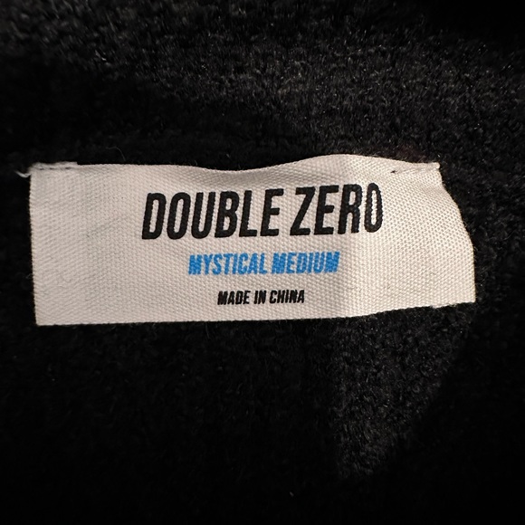 Double Zero soft long split hem funnel neck sweater. Size medium - Picture 3 of 5